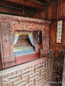 恩施