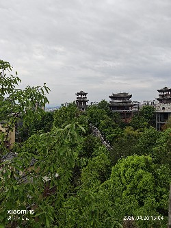恩施