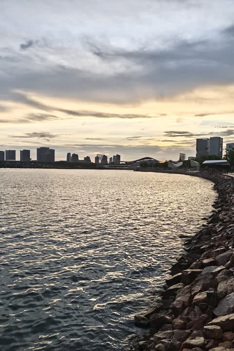 深圳