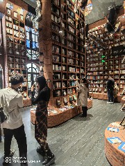 天津