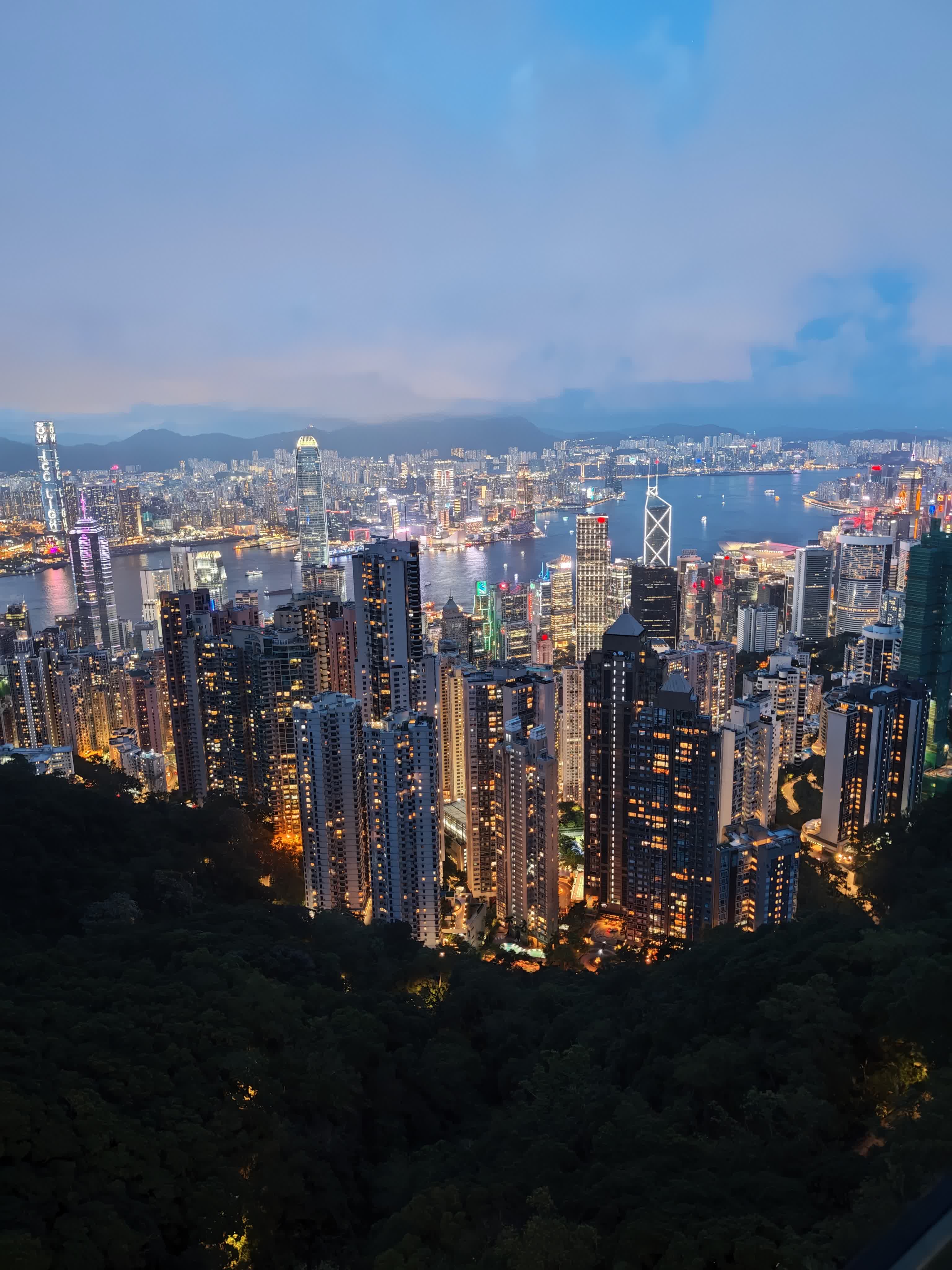 香港